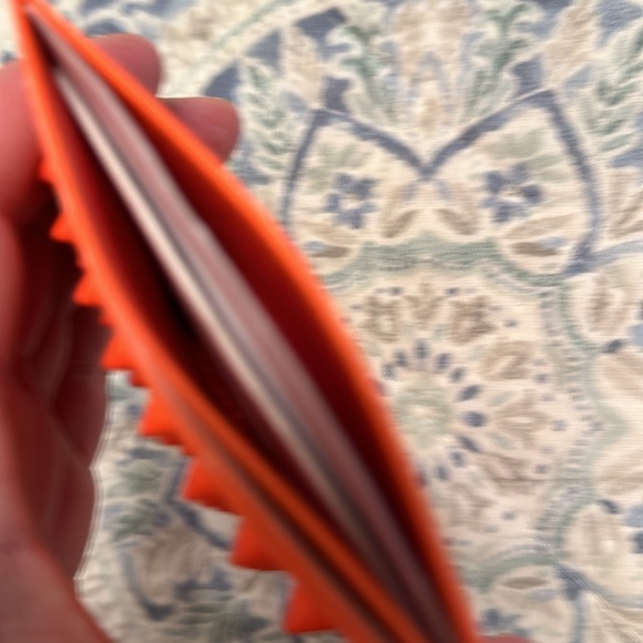 Christian Louboutin Men’s Kios Leather Card Holder - Picture 4 of 4